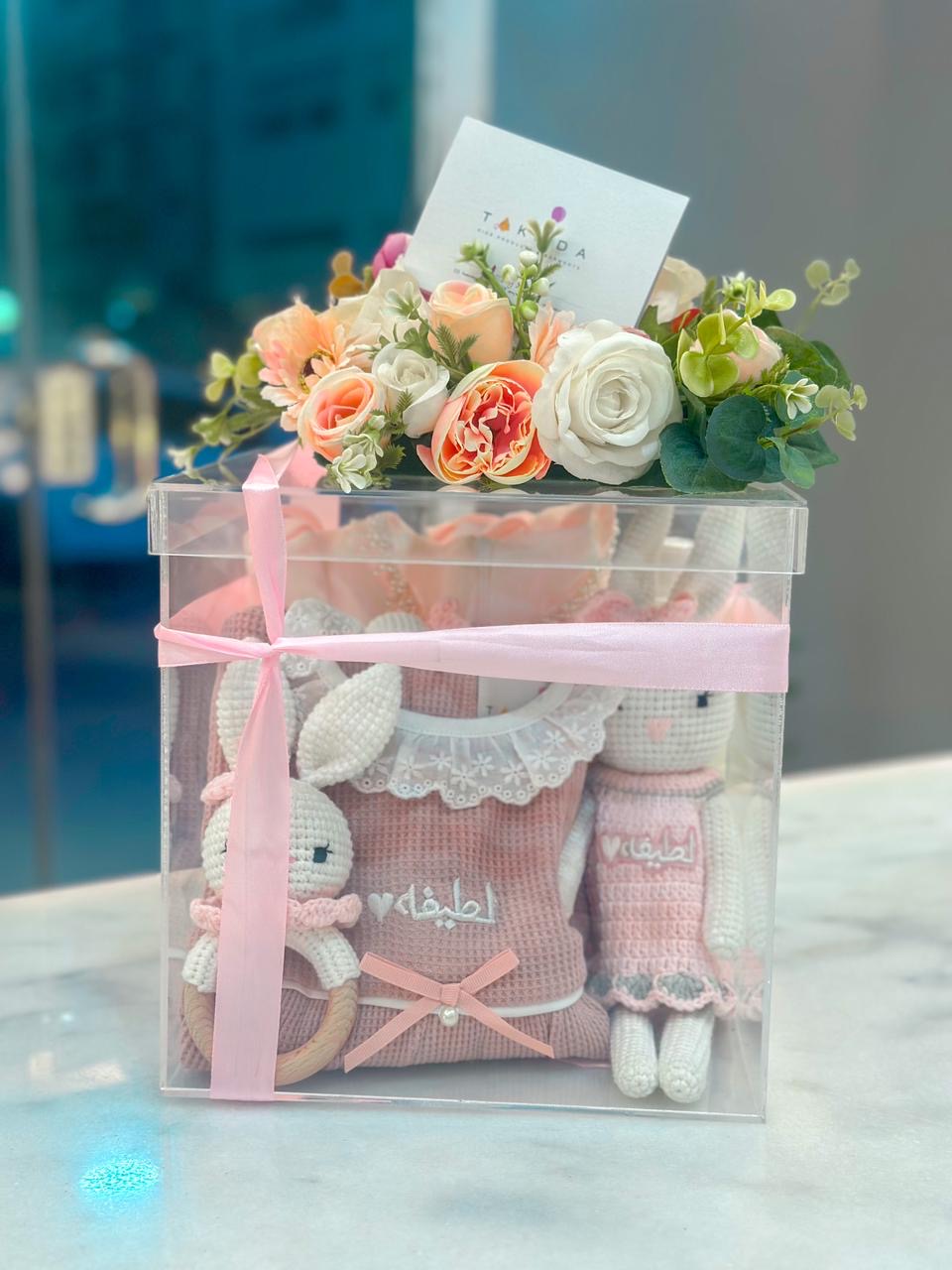 Customized Acrylic box with flowers for baby girl Gift