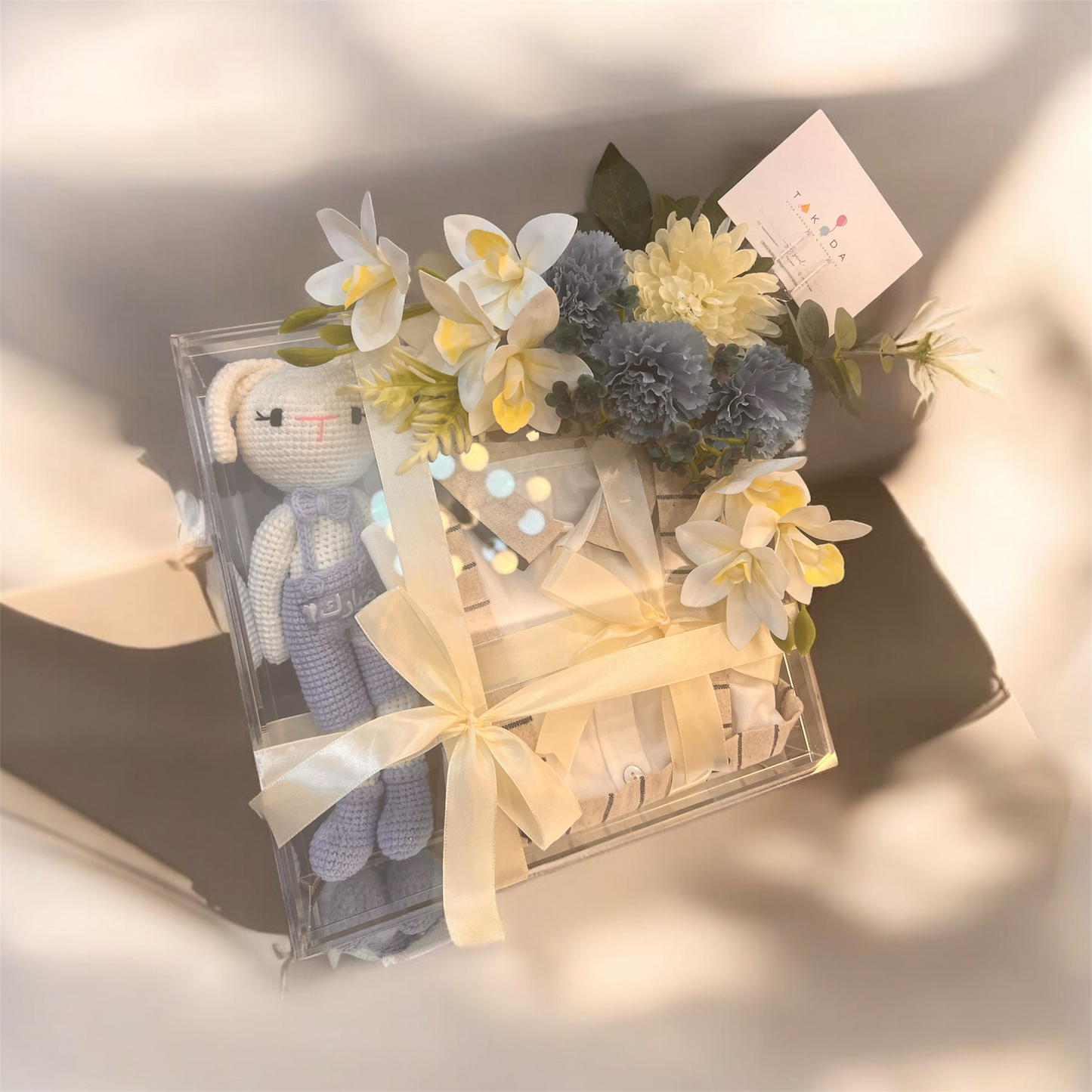 Customized Acrylic box with flowers for baby boy Gift